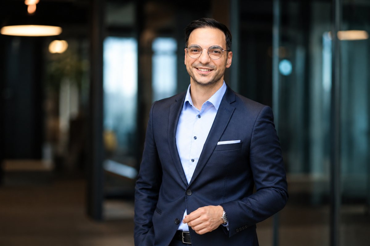 Yavuz Senol, Geschäftsführer der YSC Senol Consulting